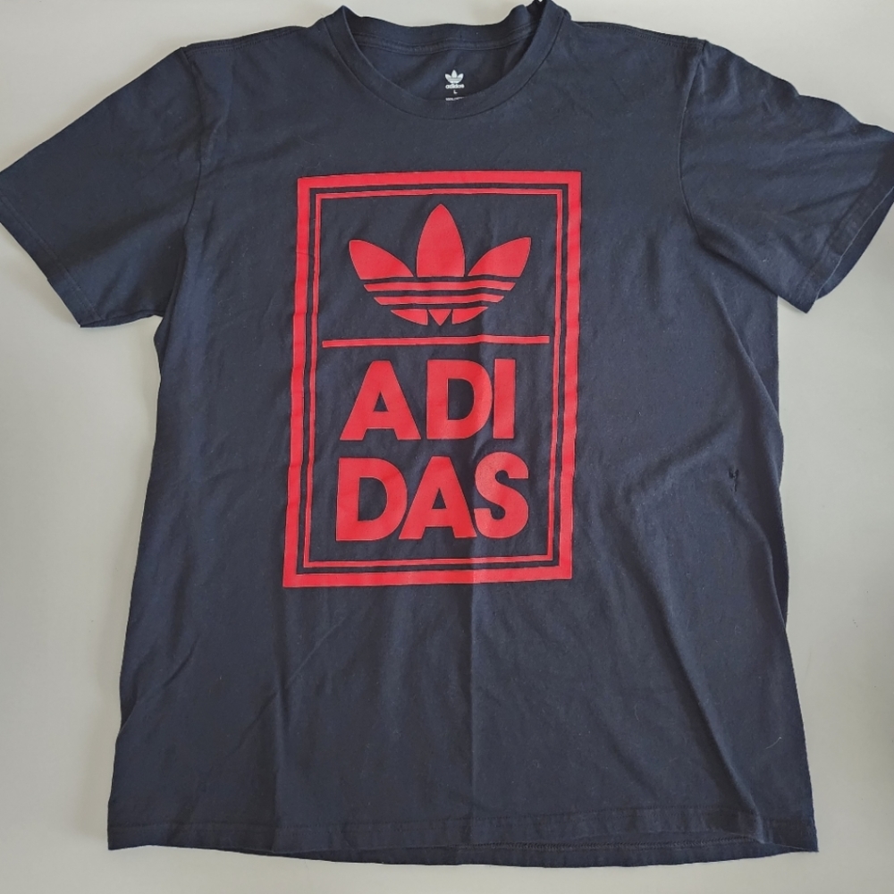 Adidas Black and Red Adi-Das Logo T-Shirt - Size Large